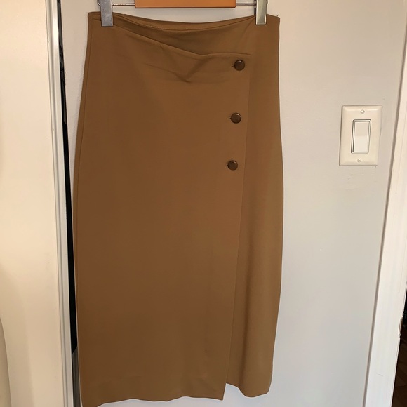 Billy wrap midi skirt from Aritzia Babaton size 4 - Picture 2 of 7